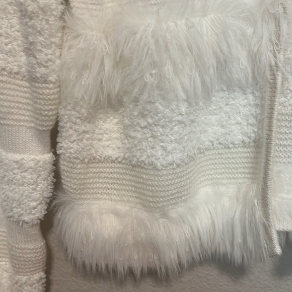 Lilly Pulitzer NWT Pelham Cardigan Coconut Cream Faux Fur $218 Large Winter - Picture 3 of 8